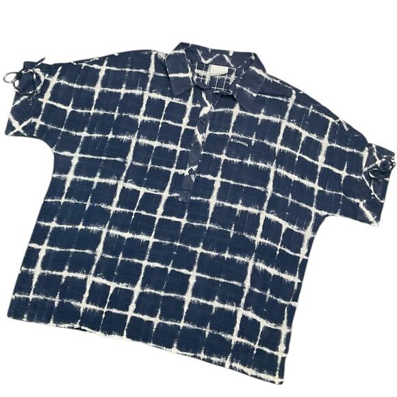 Columbia Women’s Blue and White Button Down Shirt Size Large EUC - Picture 1 of 8